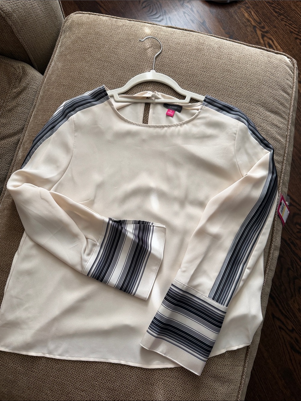 NWT Vince Camuto Cream Tunic Blouse with Navy Stripe Detail